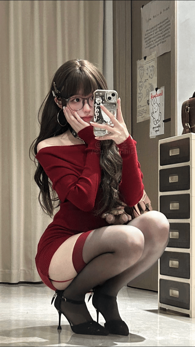 Ultra-realistic Batch Imitation_Women on Douyin and Xiaohongshu