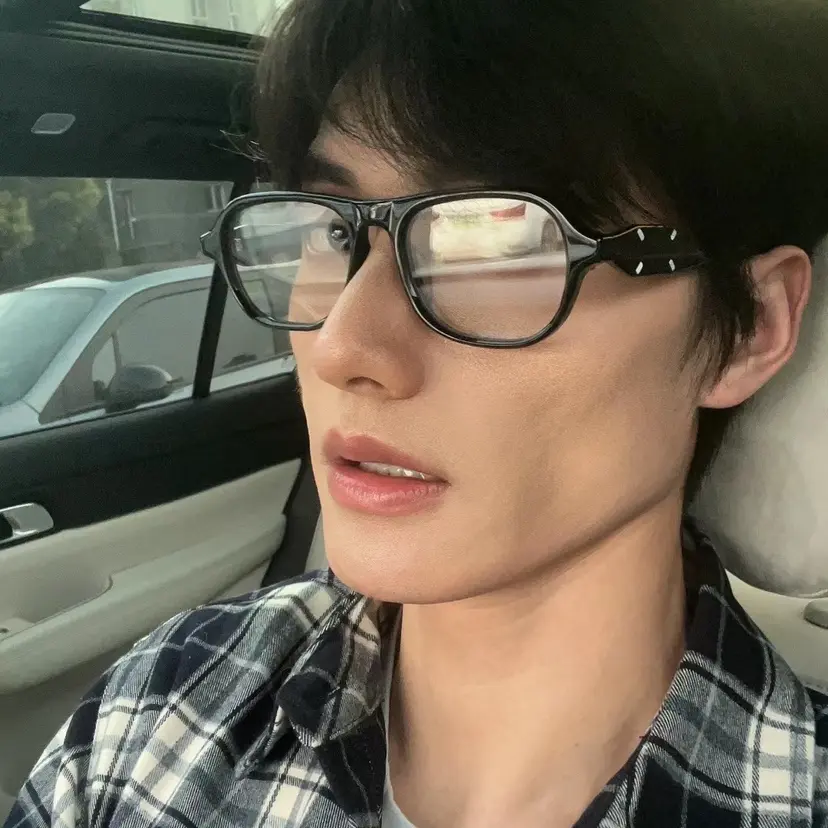 Glasses change model workflow